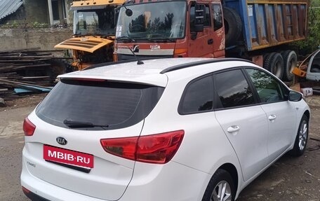 KIA cee'd III, 2015 год, 1 300 000 рублей, 4 фотография