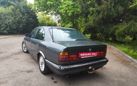 BMW 5 серия, 1989 год, 145 000 рублей, 2 фотография