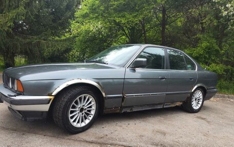 BMW 5 серия, 1989 год, 145 000 рублей, 3 фотография