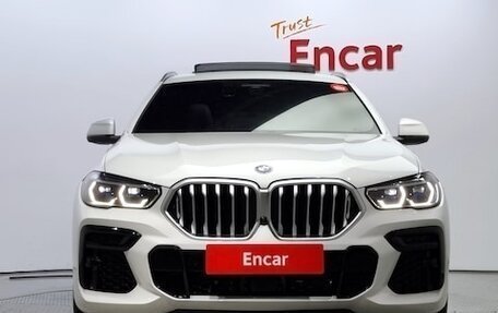 BMW X6, 2022 год, 8 867 934 рублей, 2 фотография