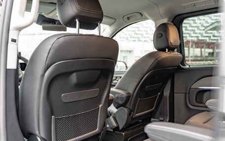 Mercedes-Benz V-Класс, 2024 год, 13 590 000 рублей, 12 фотография