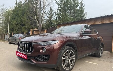 Maserati Levante I, 2016 год, 3 500 000 рублей, 3 фотография