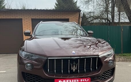 Maserati Levante I, 2016 год, 3 500 000 рублей, 2 фотография