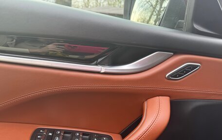 Maserati Levante I, 2016 год, 3 500 000 рублей, 15 фотография