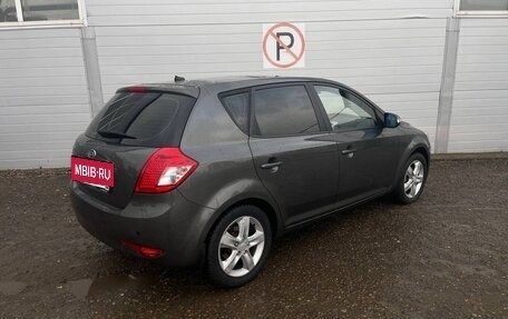 KIA cee'd I рестайлинг, 2011 год, 870 000 рублей, 7 фотография