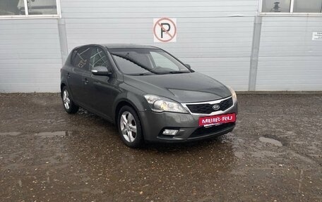 KIA cee'd I рестайлинг, 2011 год, 870 000 рублей, 3 фотография