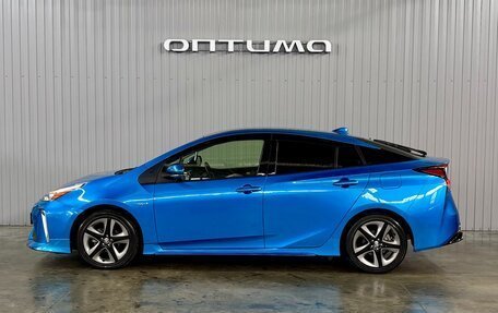 Toyota Prius IV XW50, 2018 год, 1 917 000 рублей, 8 фотография