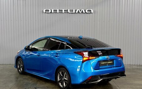 Toyota Prius IV XW50, 2018 год, 1 917 000 рублей, 7 фотография