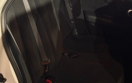 Nissan Tiida, 2010 год, 750 000 рублей, 11 фотография