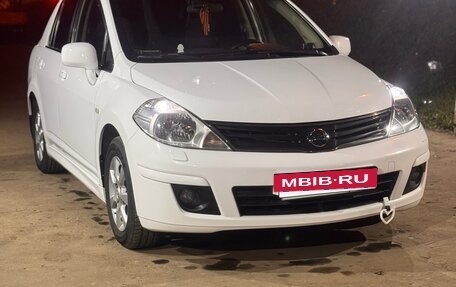 Nissan Tiida, 2010 год, 750 000 рублей, 2 фотография