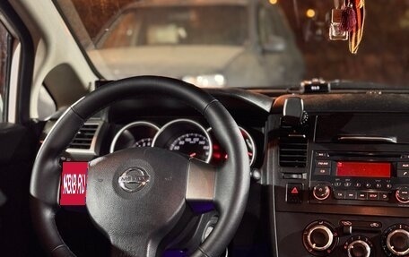 Nissan Tiida, 2010 год, 750 000 рублей, 13 фотография