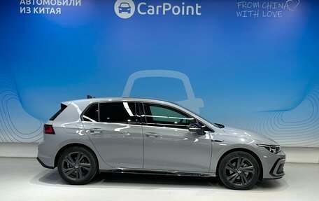 Volkswagen Golf VIII, 2022 год, 2 390 000 рублей, 7 фотография