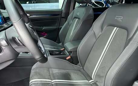 Volkswagen Golf VIII, 2022 год, 2 390 000 рублей, 12 фотография