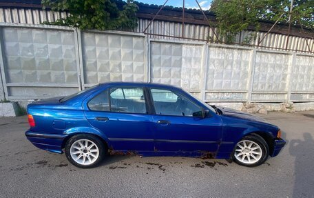 BMW 3 серия, 1993 год, 270 000 рублей, 4 фотография
