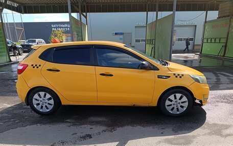 KIA Rio III рестайлинг, 2015 год, 580 000 рублей, 3 фотография