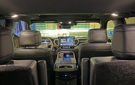 Toyota Sequoia, 2024 год, 15 500 000 рублей, 8 фотография