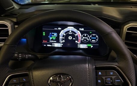 Toyota Sequoia, 2024 год, 15 500 000 рублей, 11 фотография