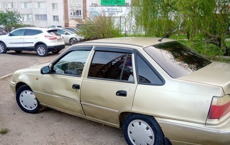 Daewoo Nexia I рестайлинг, 2006 год, 100 000 рублей, 3 фотография