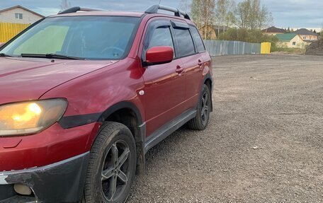Mitsubishi Outlander III рестайлинг 3, 2004 год, 475 000 рублей, 2 фотография