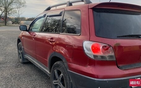 Mitsubishi Outlander III рестайлинг 3, 2004 год, 475 000 рублей, 6 фотография