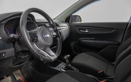 KIA Rio IV, 2017 год, 715 000 рублей, 10 фотография