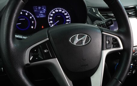 Hyundai Solaris II рестайлинг, 2011 год, 769 000 рублей, 14 фотография