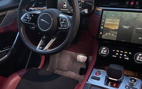 Jaguar F-Pace, 2021 год, 11 750 000 рублей, 10 фотография