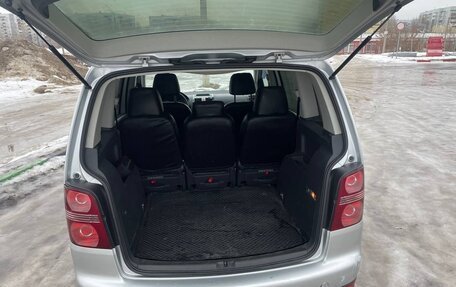 Volkswagen Touran III, 2007 год, 499 000 рублей, 18 фотография