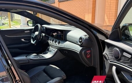 Mercedes-Benz E-Класс, 2021 год, 3 100 000 рублей, 7 фотография