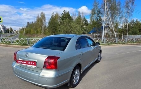 Toyota Avensis III рестайлинг, 2004 год, 690 000 рублей, 14 фотография