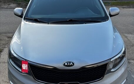 KIA Rio III рестайлинг, 2016 год, 1 399 000 рублей, 2 фотография