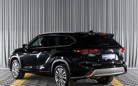 Toyota Highlander, 2024 год, 5 880 000 рублей, 2 фотография