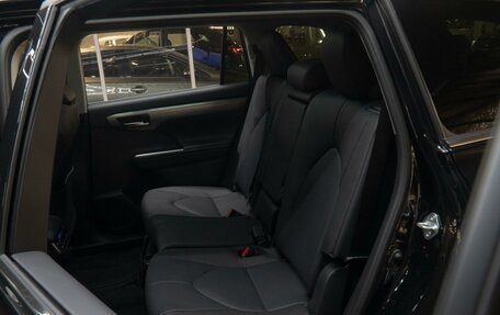 Toyota Highlander, 2024 год, 5 880 000 рублей, 10 фотография