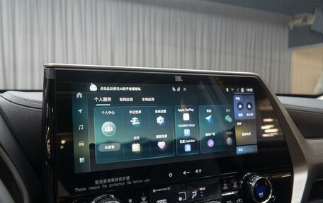 Toyota Highlander, 2024 год, 5 880 000 рублей, 17 фотография