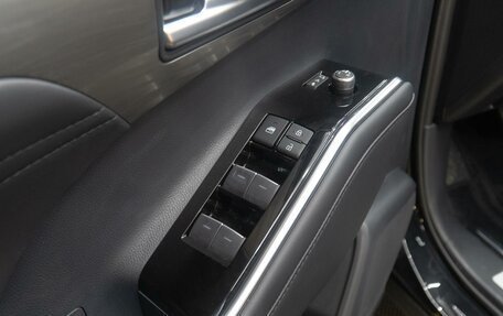 Toyota Highlander, 2024 год, 5 880 000 рублей, 19 фотография
