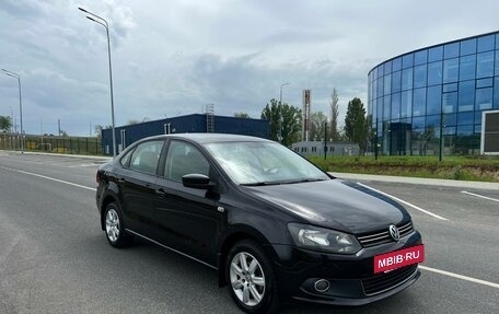 Volkswagen Polo VI (EU Market), 2012 год, 825 000 рублей, 25 фотография