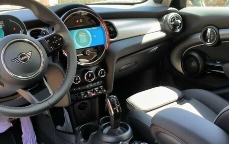 MINI Hatch, 2022 год, 3 720 000 рублей, 13 фотография