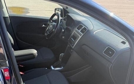 Volkswagen Polo VI (EU Market), 2017 год, 1 300 000 рублей, 13 фотография