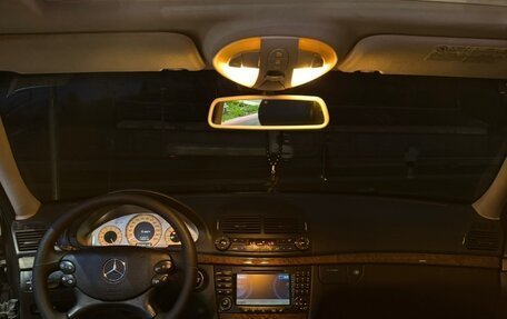 Mercedes-Benz E-Класс, 2008 год, 1 140 000 рублей, 13 фотография