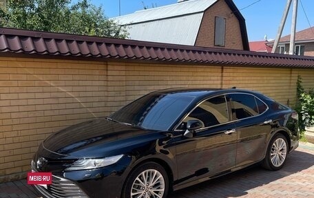 Toyota Camry, 2021 год, 2 950 000 рублей, 20 фотография