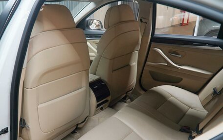 BMW 5 серия, 2012 год, 2 350 000 рублей, 11 фотография