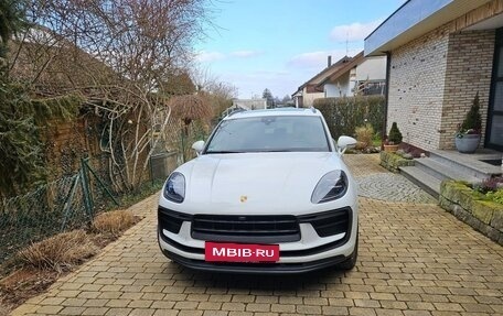 Porsche Macan I рестайлинг, 2022 год, 5 930 000 рублей, 2 фотография