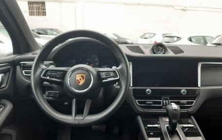 Porsche Macan I рестайлинг, 2022 год, 5 860 000 рублей, 5 фотография