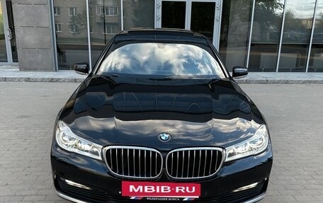 BMW 7 серия, 2017 год, 8 фотография
