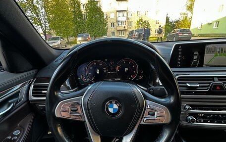 BMW 7 серия, 2017 год, 26 фотография