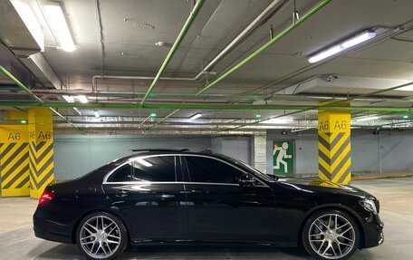 Mercedes-Benz E-Класс, 2016 год, 3 790 000 рублей, 4 фотография