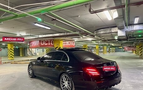Mercedes-Benz E-Класс, 2016 год, 3 790 000 рублей, 6 фотография