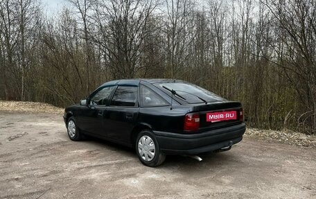 Opel Vectra A, 1992 год, 105 000 рублей, 3 фотография