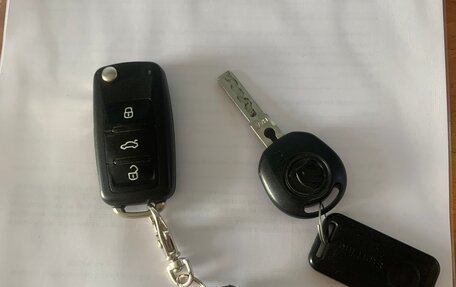 Skoda Rapid I, 2014 год, 1 100 000 рублей, 14 фотография