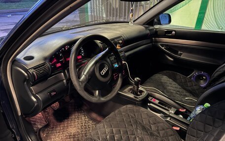 Audi A4, 2000 год, 299 000 рублей, 9 фотография